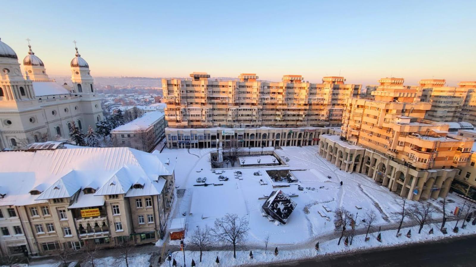 Panoramic Penthouse In The Heart Of Iasi Apartment Ngoại thất bức ảnh